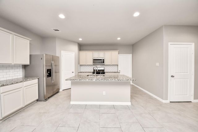 5646 Pleasant Falls Drive, Richmond, TX 77407