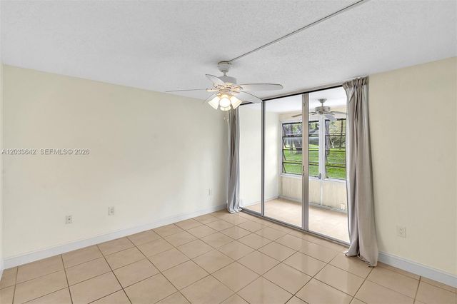9410 Tangerine Place 105, Davie, FL 33324
