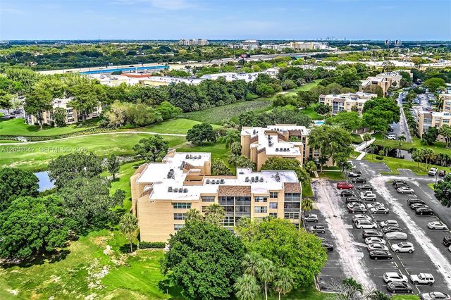 9410 Tangerine Place 105, Davie, FL 33324