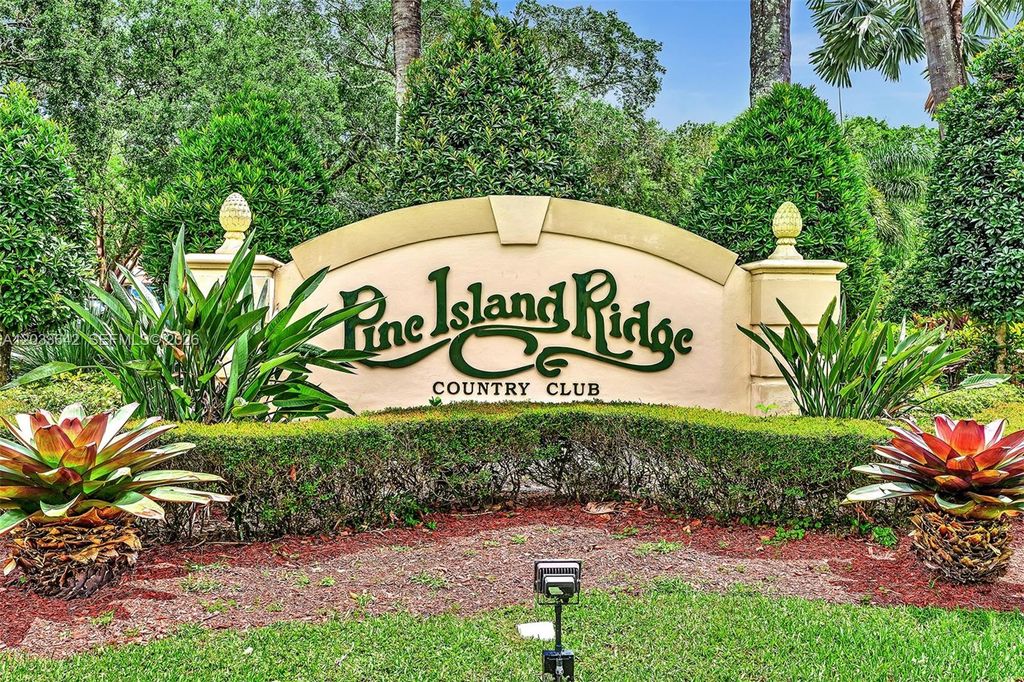 9410 Tangerine Place 105, Davie, FL 33324