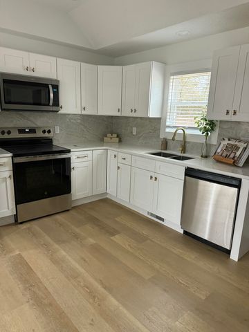 105 WESTRIDGE DR, Columbia, MO 65203