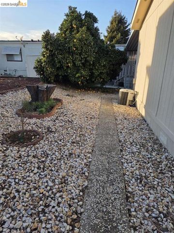 50 Leo 50, Antioch, CA 94519