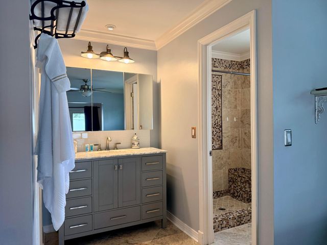 571 24th Avenue, Vero Beach, FL 32962