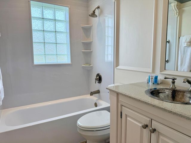 571 24th Avenue, Vero Beach, FL 32962