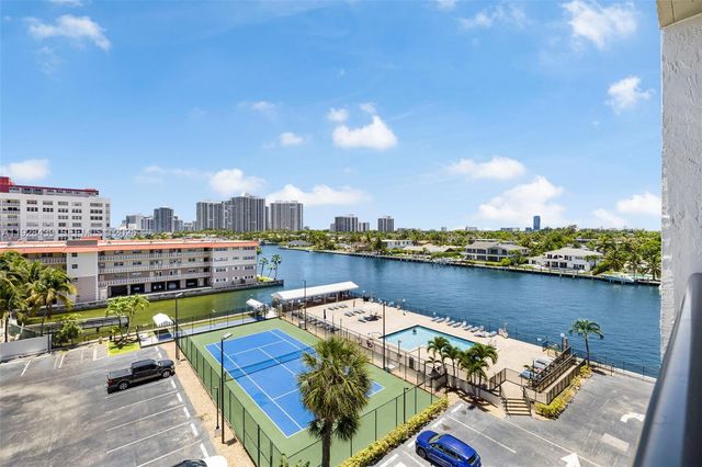 2017 S Ocean Dr 606, Hallandale Beach, FL 33009