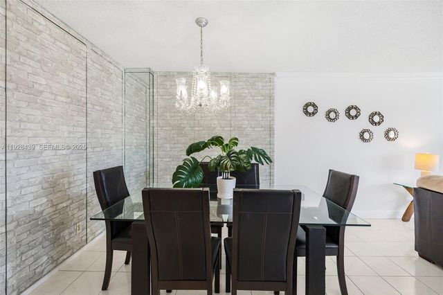 2017 S Ocean Dr 606, Hallandale Beach, FL 33009