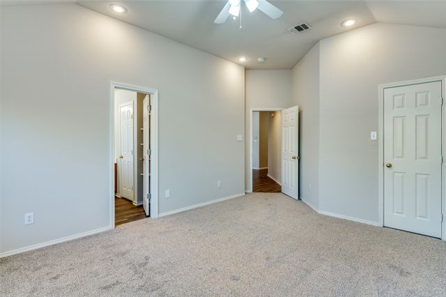 5608 Seafield Lane, Fort Worth, TX 76135