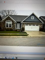 8558 Windsong Court, Monclova, OH 43542