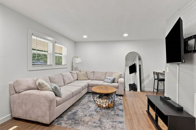 708A Benson St, Nashville, TN 37206