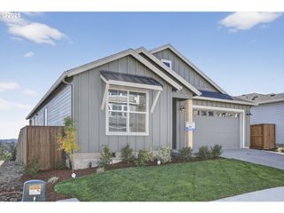 12110 Sw Autumnview St, Tigard, OR 97224