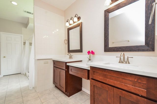 1501 Mulberry Court, Pearland, TX 77581