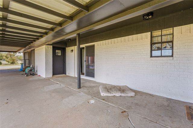 2566 Southwinds Drive, Lorena, TX 76655