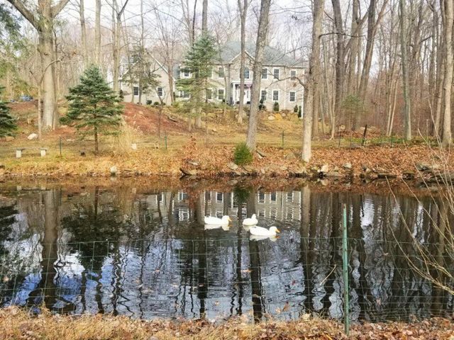 664 Sport Hill Road, Easton, CT 06612