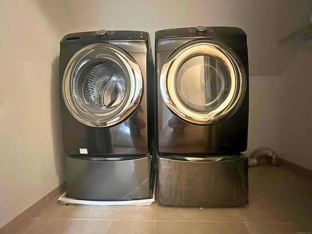 664 Sport Hill Road, Easton, CT 06612