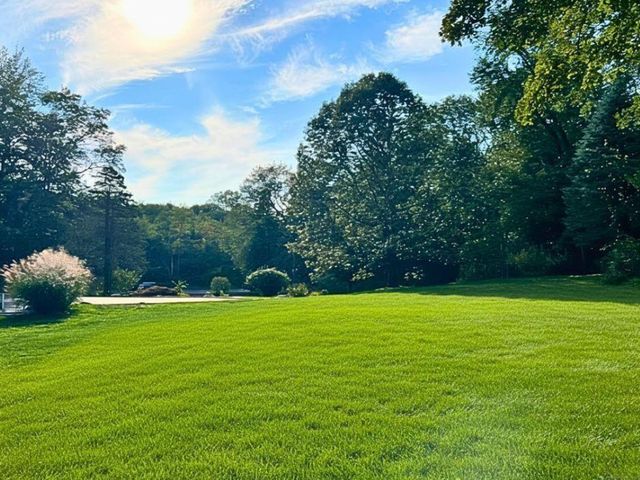 664 Sport Hill Road, Easton, CT 06612