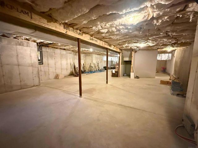 664 Sport Hill Road, Easton, CT 06612