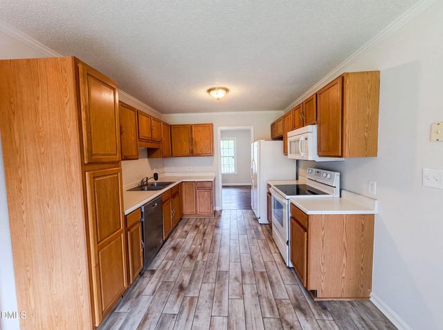4013 Burleigh Place, Fayetteville, NC 28311