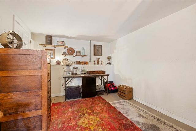3 Summerville Rd 3, Foxboro, MA 02035
