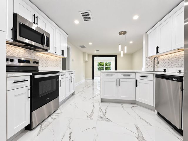5718 MALLOW STREET, New Port Richey, FL 34652