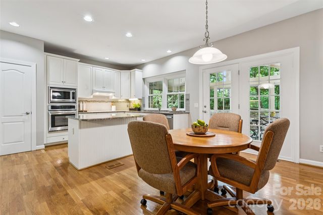5529 Fairvista Drive, Charlotte, NC 28269