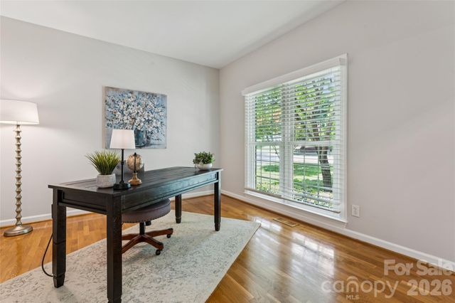 5529 Fairvista Drive, Charlotte, NC 28269