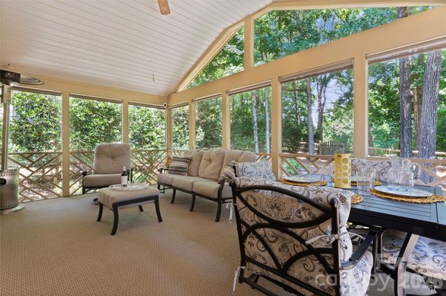 5529 Fairvista Drive, Charlotte, NC 28269