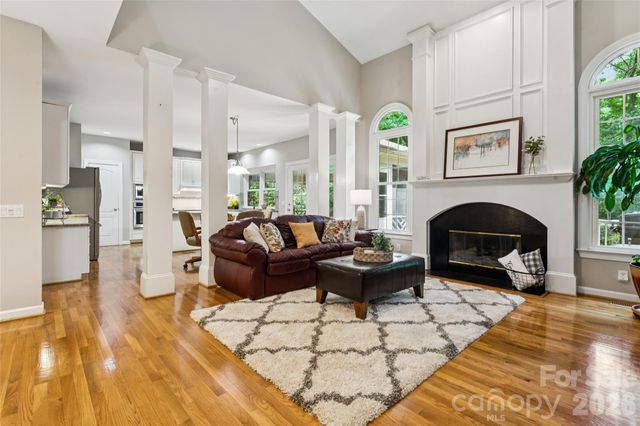 5529 Fairvista Drive, Charlotte, NC 28269