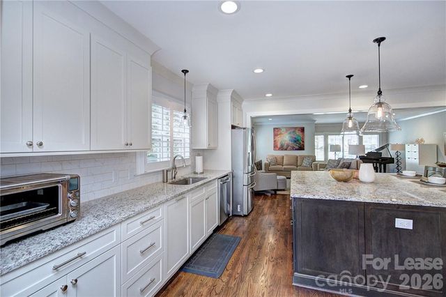 3215 Cambridge Road, Charlotte, NC 28209