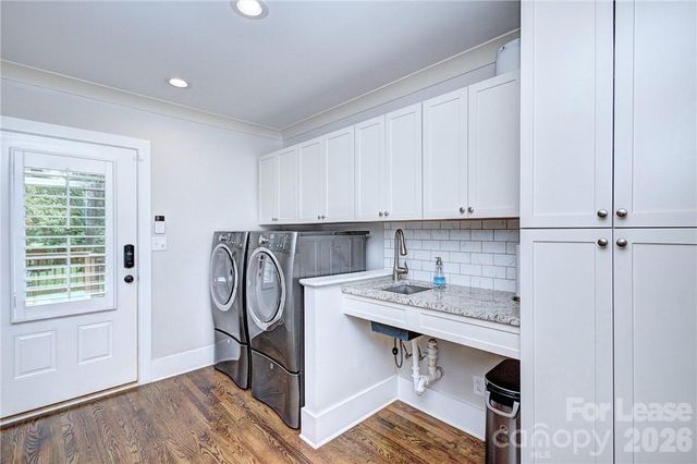 3215 Cambridge Road, Charlotte, NC 28209