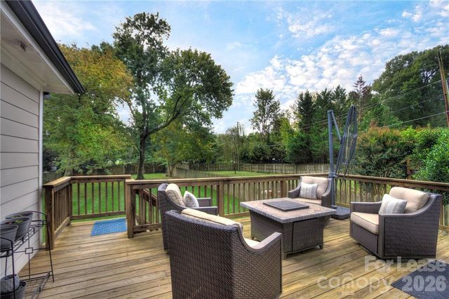 3215 Cambridge Road, Charlotte, NC 28209