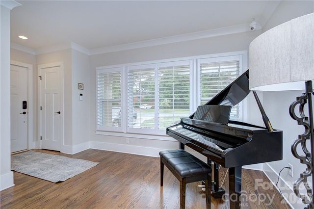 3215 Cambridge Road, Charlotte, NC 28209