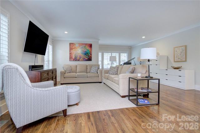 3215 Cambridge Road, Charlotte, NC 28209