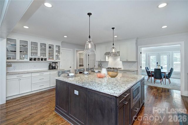 3215 Cambridge Road, Charlotte, NC 28209