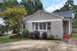 3215 Cambridge Road, Charlotte, NC 28209