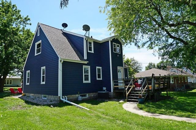 607 2nd Avenue, Charles City, IA 50616
