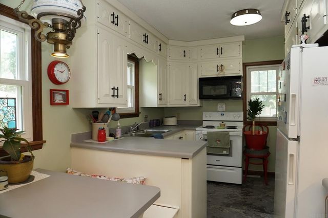 607 2nd Avenue, Charles City, IA 50616