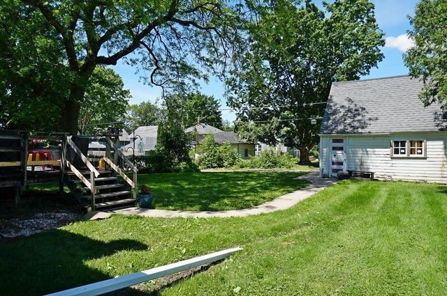 607 2nd Avenue, Charles City, IA 50616