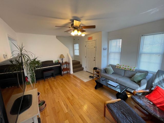 476 Plantation St, Worcester, MA 01605