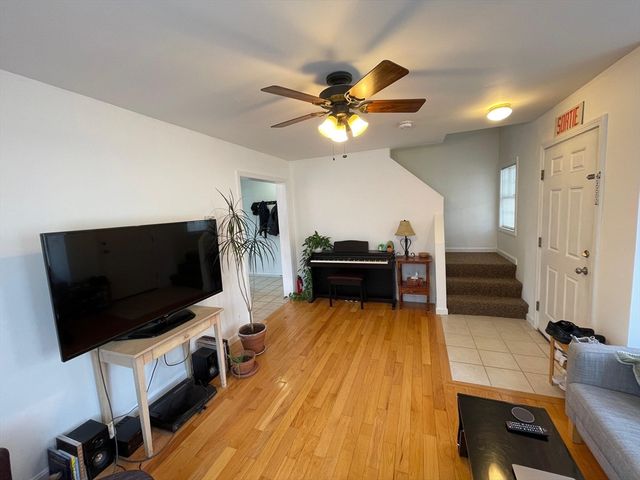 476 Plantation St, Worcester, MA 01605