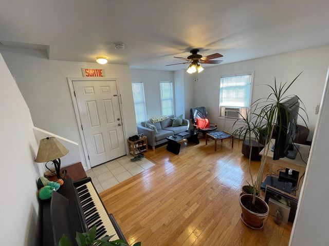 476 Plantation St, Worcester, MA 01605
