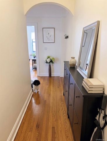 8384 116th Street 5G, Kew Gardens, NY 11415