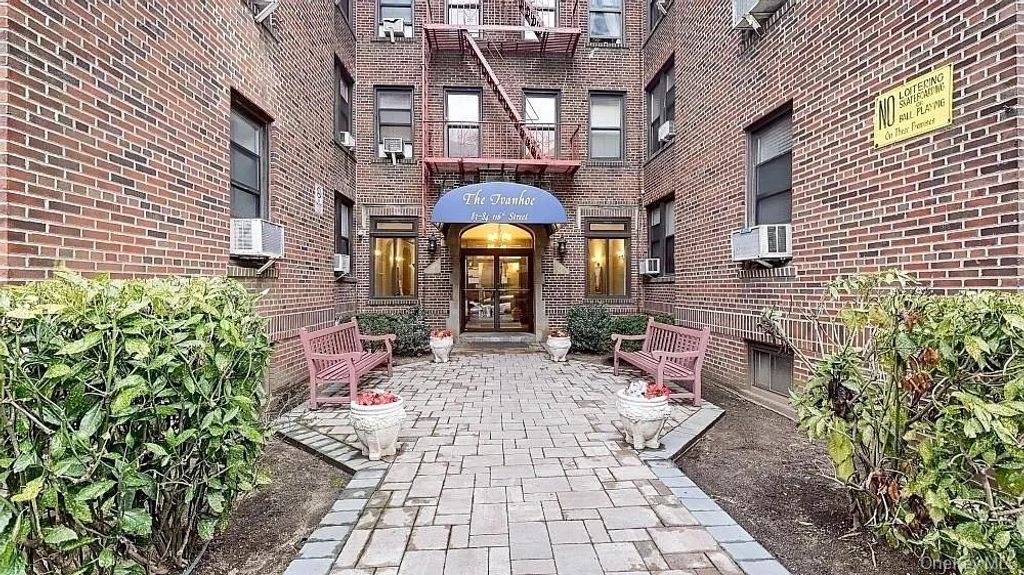 8384 116th Street 5G, Kew Gardens, NY 11415