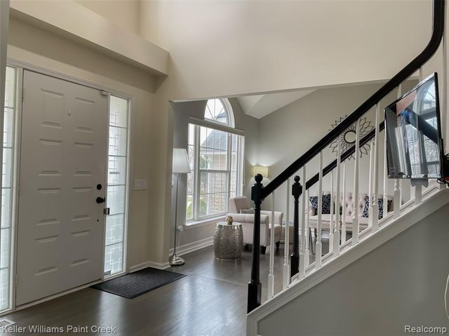 4927 Ravine Court, Ann Arbor, MI 48105