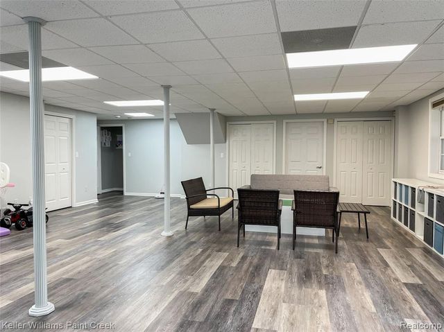 4927 Ravine Court, Ann Arbor, MI 48105
