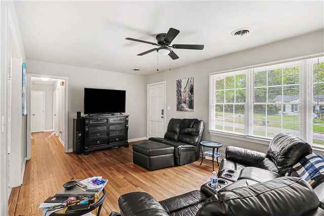 728 Springer Drive, Griffin, GA 30224