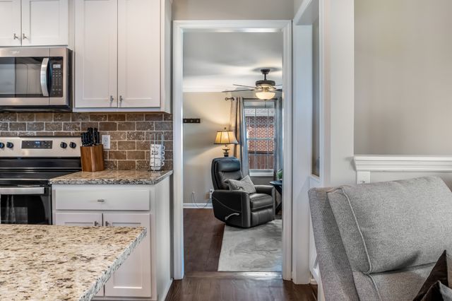 133 Clearview Cir, Hendersonville, TN 37075