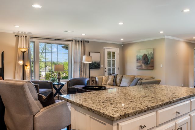 133 Clearview Cir, Hendersonville, TN 37075