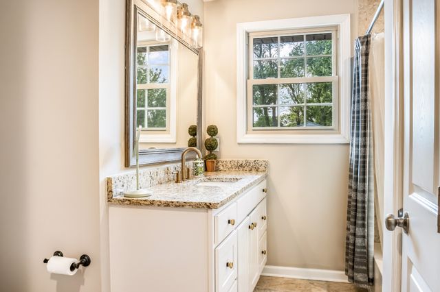 133 Clearview Cir, Hendersonville, TN 37075