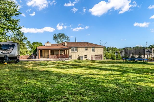 133 Clearview Cir, Hendersonville, TN 37075