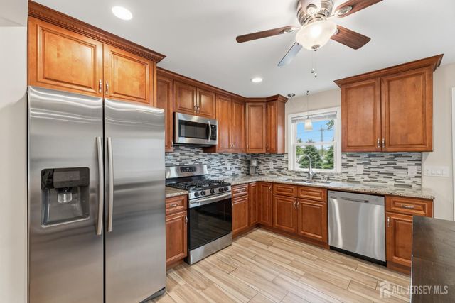 4 Douglas Road, East Brunswick, NJ 08816